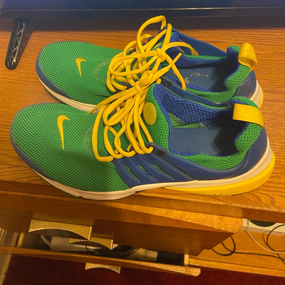 Nike Prestos